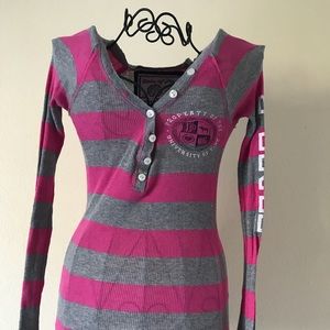 Long sleeved T-shirt with buttons (VS Pink)